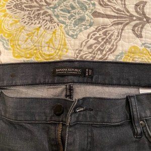 BANANA REPUBLIC ATHLETIC FIT JEANS SIZE 36X30